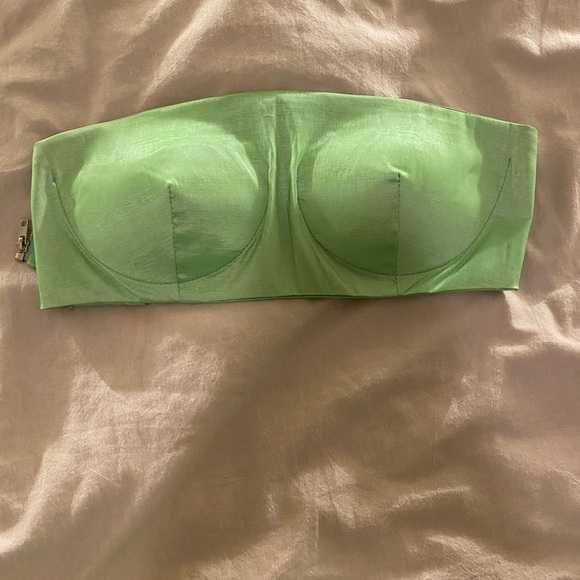 Two piece Set - Picture 2 of 7